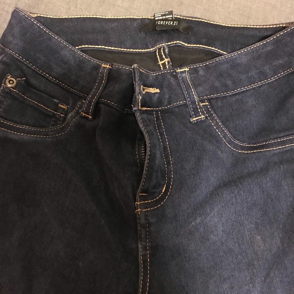 Jeans - Picture 2 of 5